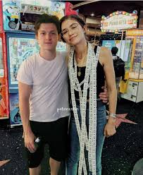 This weekend, tom attended zendaya's 22nd birthday. Pin By Julie Hall On Tom Holland Tom Holland Spiderman Tom Holland Zendaya Tom Holland