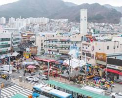 서울 경동시장 전경 및 풍경 사진, AI로 생성