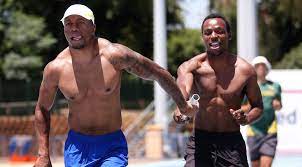 Akani simbine (born 21 september 1993) is a south african sprinter.6 he competed in the 100 metres event at the 2013 world championships in. Simbine Chasing 100m Sprint Record In Roodepoort Supersport Africa S Source Of Sports Video Fixtures Results And News
