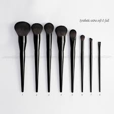 extra soft and full line of make up brushes