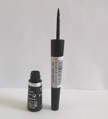 black exaggerate liquid eyeliner review