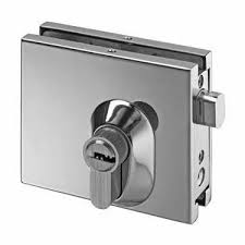 Corner Patch Lock With Strike Plate