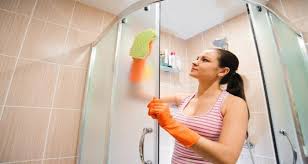 how to keep glass shower doors clean