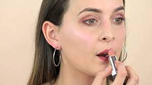 4 ways to apply lipstick wikihow