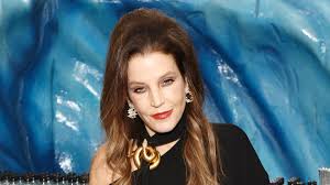 Fans gather at Graceland to celebrate Elvis' birthday with Lisa Marie 
Presley