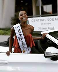 Although her reign has come to an end, the world recognises zozibini tunzi as one of the best miss universe title holders they have seen. Miss Sa Zozibini Tunzi In Her New Mercedes Benz Pictures News365 Co Za