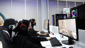 female only gaming lounge