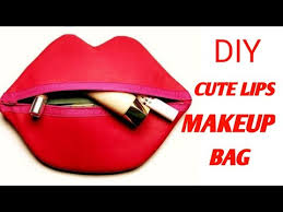 diy cute lips makeup bag sewing gift