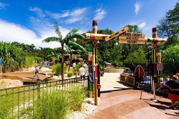 MiniGolf Safari at Turtle Back Zoo