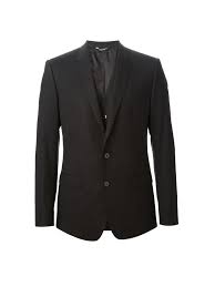 how to wear a black suit gq