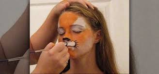 how to do tiger face paint in two