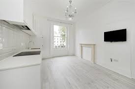 2 bed flats to in bayswater