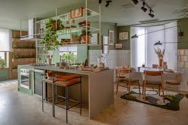 Ilha em laca verde esmeralda e branco. Cozinhas Coloridas E Decoradas 32 Cozinhas Coloridas Para Inspirar A Sua Reforma Casa Com Br