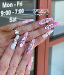 rock your summer with 3d manicure