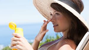reapply face sunscreen without