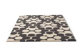 polka dot rug flower slate puzzle 060905