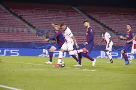 16 лютого о 22:00 почнуться два матчі 1/8 фіналу турніру. Psg Striker Tests Positive For Covid 19 A Doubt For Barcelona Clash Football Espana