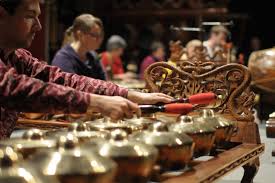 Serangko merupakan alat musik yang terbuat dari tanduk kerbau. 36 Cara Memainkan Alat Musik Terlengkap