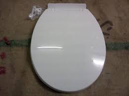 Toilet Seat With Bar Hinge