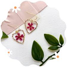 real pressed flower jewellery and decor