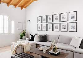 Timeless Living Room Wall Decor Ideas