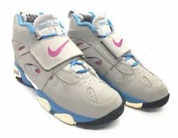 Quality sanders footwear brought to you by shoes international. Nike Air Diamond Turf Ii Deion Sanders Shoes Gray Blue Sneakers Youth Us 5y Euc Ebay