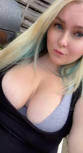 Blonde bbw huge tits