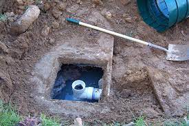 what are the pros and cons of septic tanks