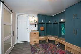 design a mudroom with custom cabinets