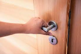 lock to put on a bedroom door