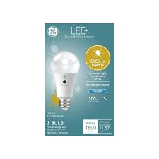 Ge Led Dusk To Dawn 100 Watt Eq A21 Daylight Led Light Bulb In The General Purpose Led Light Bulbs Department At Lowes Com