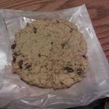 potbelly oatmeal chocolate chip cookie