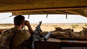 The un peacekeeping mission in mali was established in 2013 to help. Germany S Bundeswehr Mission In Mali In Depth Dw 30 07 2017