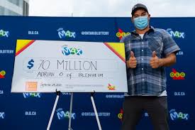 Winning maxmillion tickets were sold in ontario, quebec, british columbia and the prairies. Daddy Just Won 70 Million Ontario Dad Takes Home Massive Lotto Max Win