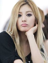 Hyuna's official facebook page / 현아 공식 페이스북. Who Rocks Blonde Hair Kpop Female Edition Updated