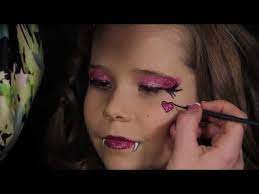 monster high draculaura makeup tutorial