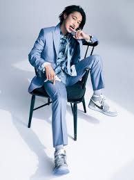 Yōsuke kubozuka (窪塚 洋介, kubozuka yōsuke, born may 7, 1979 in yokosuka, kanagawa) is a japanese actor and musician. çªªå¡šæ´‹ä»‹ãŒç€ã‚‹ ãƒ‡ã‚£ã‚ªãƒ¼ãƒ« èºå‹•ã™ã‚‹ã‚°ãƒ©ãƒ•ã‚£ãƒƒã‚¯ Fashion Uomo Webuomo