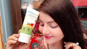 mamaearth ultralight indian sunscreen