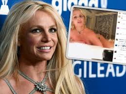 9 Nacktfotos in einer Stunde! Dreht Britney jetzt völlig durch? - Sexy  national -- VOL.AT