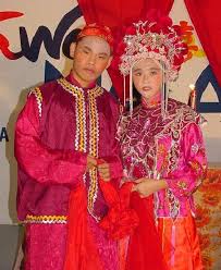 Adat perkahwinan melayu merupakan adat resam yang paling disayangi dan yang paling dipegang teguh oleh kebanyakan orang melayu. Adat Perkahwinan Kaum Melayu Pdf Download Gratis