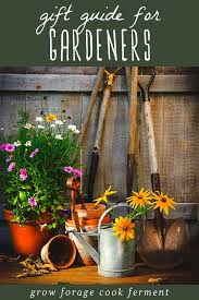 Gift Guide For Backyard Gardeners