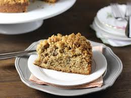 high alude banana bread with crumb