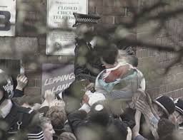 They met on neutral ground, at hillsborough stadium in sheffield, south yorkshire. Watch Hillsborough Inquests Shown Video Footage Of How Disaster Unfolded On 15 April 1989 Liverpool Echo