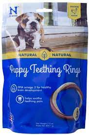 © chewy.com please be aware this page contains affiliate links and labradortraininghq receives a small commission if you make any purchases. Amazon Com N Bone Puppy Teething Ring Chicken Flavor 2 Pouch 6 Rings Pet Supplies