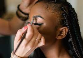 the benefits of a career as a makeup artist