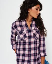 Every purchase you make puts money in an artist's pocket. Superdry Chemise Boyfriend A Carreaux Utility Chemises Pour Femme