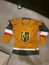 Machen sie sich bereit für den spieltag mit offiziell lizenzierten vegas golden knights trikots, uniformen und mehr, die im ultimativen. Vegas Knights Ebay Kleinanzeigen