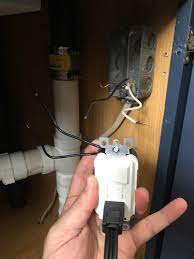 Wiring GFCI combo switch for garbage disposal : r/askanelectrician