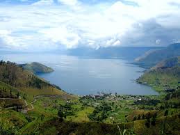 The ultimate guide to Lake Toba - Getting there, where to stay, eat and visit