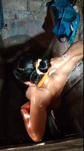 Desi girl bathing hidden cam caught - ThisVid.com En español